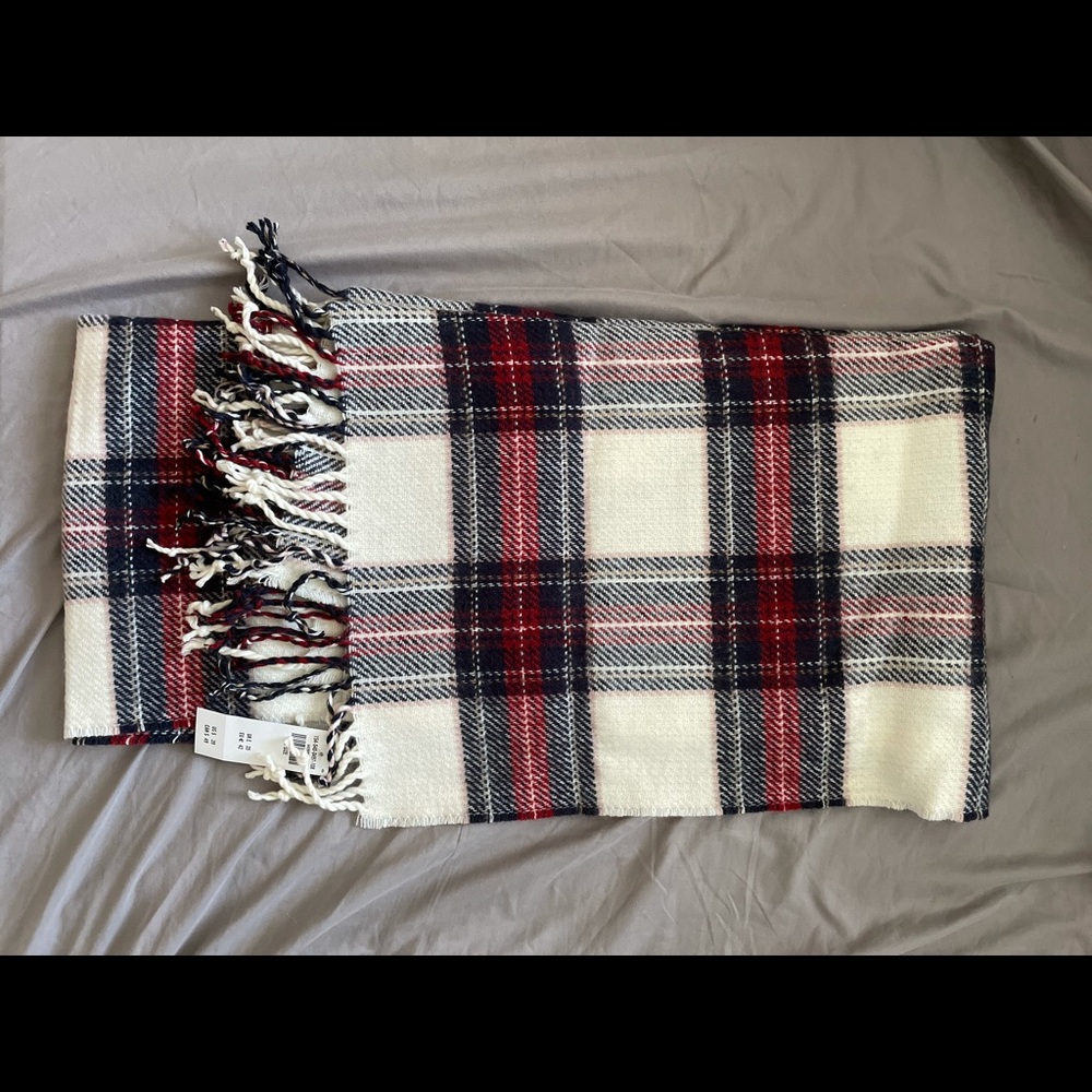 Plaid scarf